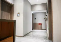 舒棲酒店（太原長風街地鐵站北美新天地店） - 2星級
