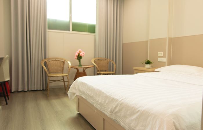 Lianjia Hotel (Jiale Shopping Plaza)