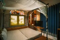 1984 Hotel Phu Gia Island Amusement Park Hotels in P. An Hoa