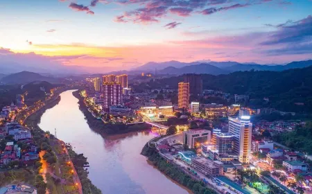 SOCA Hotel Lao Cai Отели рядом с достопримечательностью «Hồ Chí Minh Park»