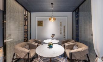 Yueji Hotel(Lanzhou University Metro Station,Lanzhou Railway Station Branch))