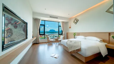 Huìyǒngshe Holiday Hotel, Lugu Lake Отели рядом с достопримечательностью «Langfang»