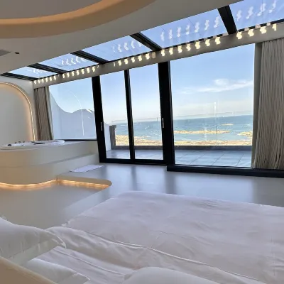 Shishi • Tayinxian Coast | TYXA | Diverse Style • Designer's Boutique Stay (Gold Coast Hongta Bay) Hotels near Luojia Temple