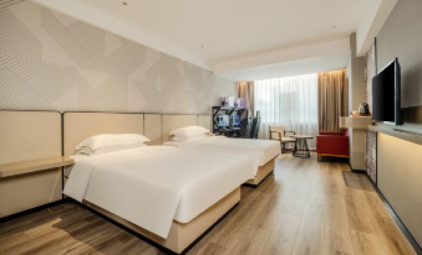 Chuangyu E-Sports Hotel (Nanning Normal University Beihu South Road Subway Station)