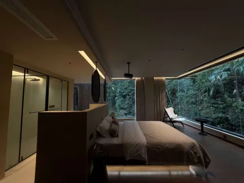Laiyin Lying Homestay - parking