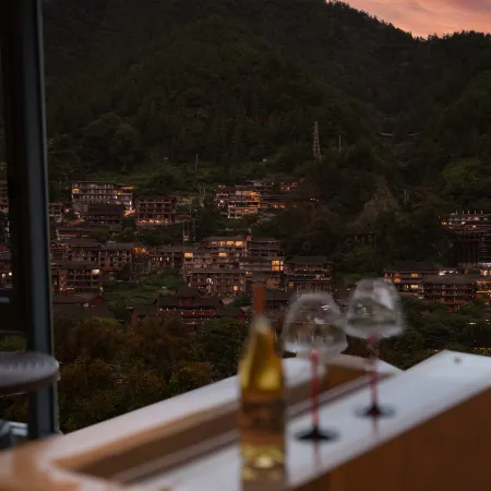 Zhu Jing • Xing Shantang Boutique Stay (Xijiang Qianhu Miao Village Miao Museum)