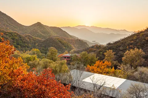 Commune by the Great Wall