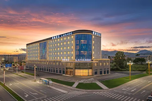 Lifeng Hotel (Zhaosu Tianma Lake Branch)