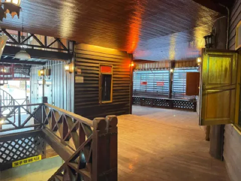 Collection O Baan Elephant Home โรงแรมใกล้วัดศรีสุพรรณ(พระอุโบสถเงิน)