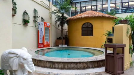 Tang Yue Hui Hot Spring Hotel Отели в г. Цинсю
