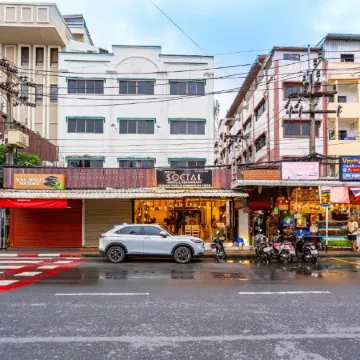 Patong Social Hotel