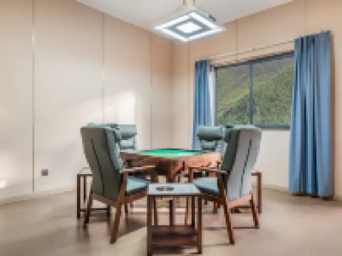 雅江瑞鴻大酒店 雅江酒店