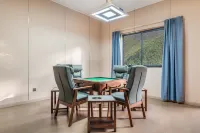 Ray Home Hotel Hotels in Yajiang County