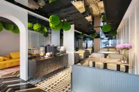 Qian Shan · M⁺ Homestay - breakfast