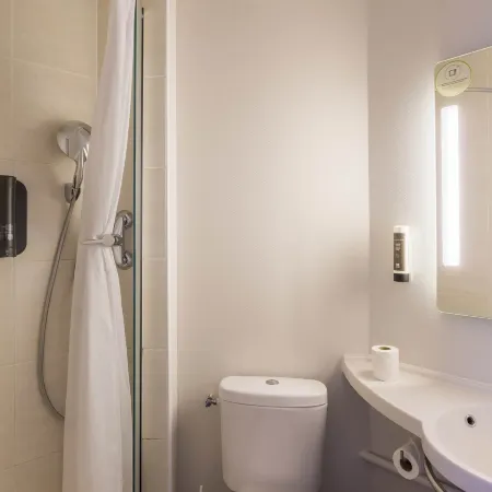 B&B Hôtel Auxerre Monéteau