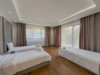 Flower City Suites - Balkoner
