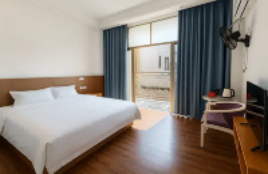 Shanwei Happiness Inn
