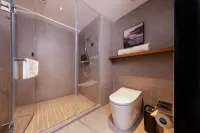Vil Hotel (Wuhan Hankou Financial Center Wansongyuan Food Street Branch) - 2-Star