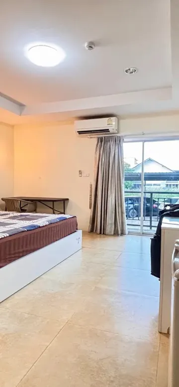 ห้องสแตนดาร์ด เตียงใหญ่ 1 เตียง