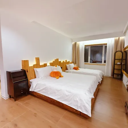 EASY LEAF & EASYLIFE Hotels in Mohe