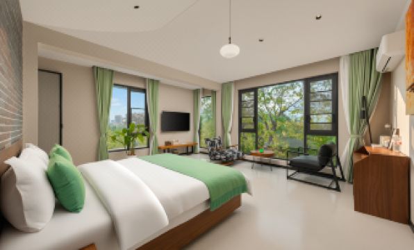 Zhaoqing Yunyou Four Seas B&B (Dinghu Mountain Scenic Area Branch)