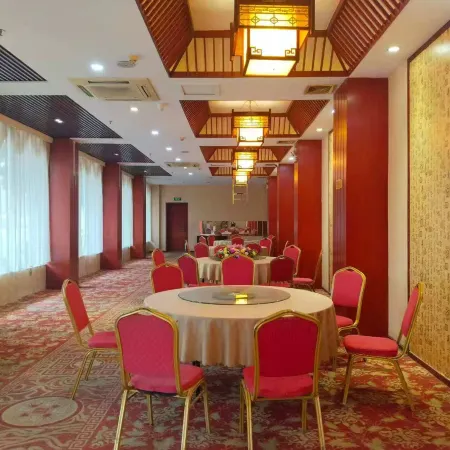 Guangyuezhen Hotel (Baise High-Speed Railway Station)
