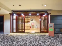Royal Hotel Hotel in zona Mori Building