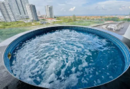 Island Plaza Seaview Family Suite l 5 Pax