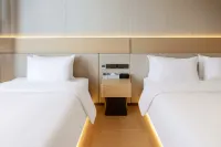 Wenfu  Coast  international   Hotel - balcony