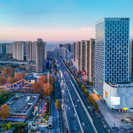 Madison Hotel Luoyang Wangfujing Wangcheng Park