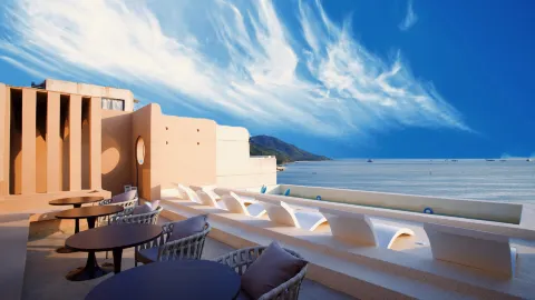 Zhina South China Sea View Hotel (Lingshui Nanwan Monkey Island Branch) in Lingshui