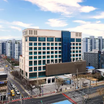 Queen Vell Hotel & Wedding