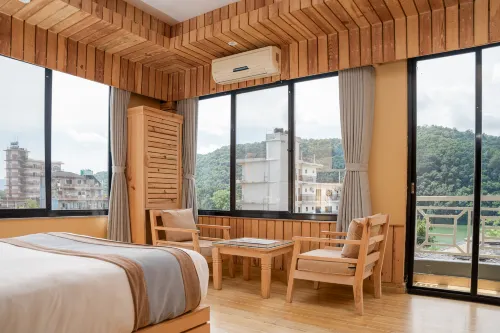 Trekkers Inn Boutique Hotel Pokhara - Pet friendly