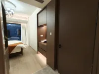 Jingyunli Half-mountain Villa