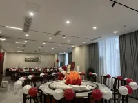 Purple Crystal Hotel - sarapan