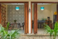 Shishe Retreat · Manghuang Village Scenic Area, Mangshi - Morgenmad
