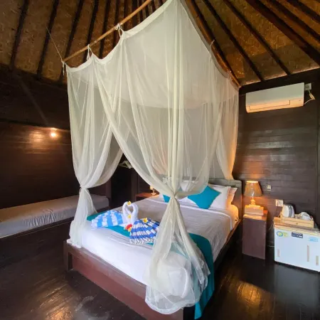 Perdana Homestay Lembongan Отели рядом с достопримечательностью «Пляж Тамаринд»
