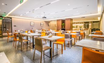 Qingmu Platinum Hotel (Xi'an Zhonglou Subway Station Huiminjie)