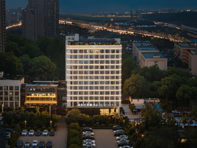 RoseBay Hotel