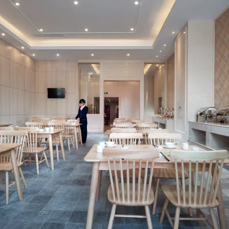 Vienna Hotel (Ji'an County Yanjingfu)