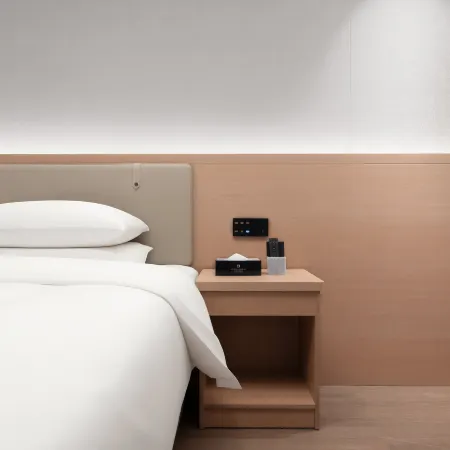 Licheng Xiyue Hotel (Chenzhou Yizhang Wenming South Road Bus Station Branch)