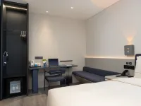 AtourLight Hotel, Delicious Street, Minsheng Road, Pensiuchi, Guiyang 취웨이 파빌리온 주변 호텔