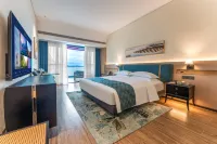 EVERGREEN CLOUDSHADOW RESORT HOT