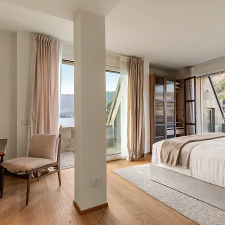 Royal Lakeview Penthouse by Aura Luxury Collection