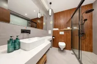 Monian Inn