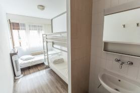 city hostel Geneva sarl