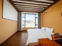 Dege Cangyang Gyatso Love Song Hotel (Manigango) Hotels in Dege