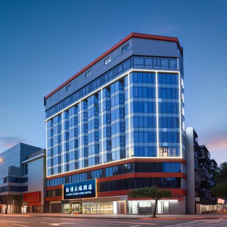 Lujing Cloud Hotel (Huizhou West Lake Honghua Lake Scenic Area)