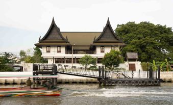 Siri Sala Private Thai Villa