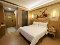 Vienna 3 Best Hotel (Xinyi Beijing Road High-speed Railway Station Store)
